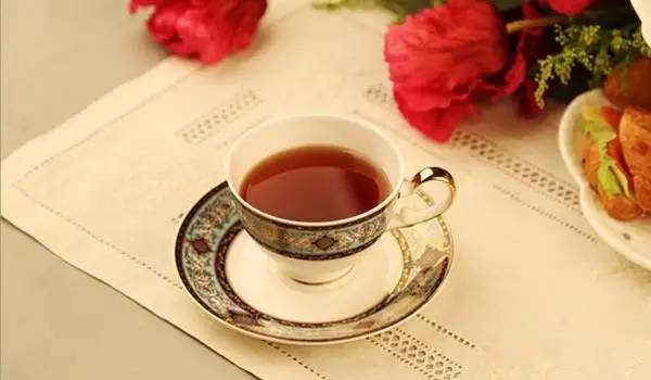 There is a blessing, called quiet tea 2 1000054084 1 YM&T