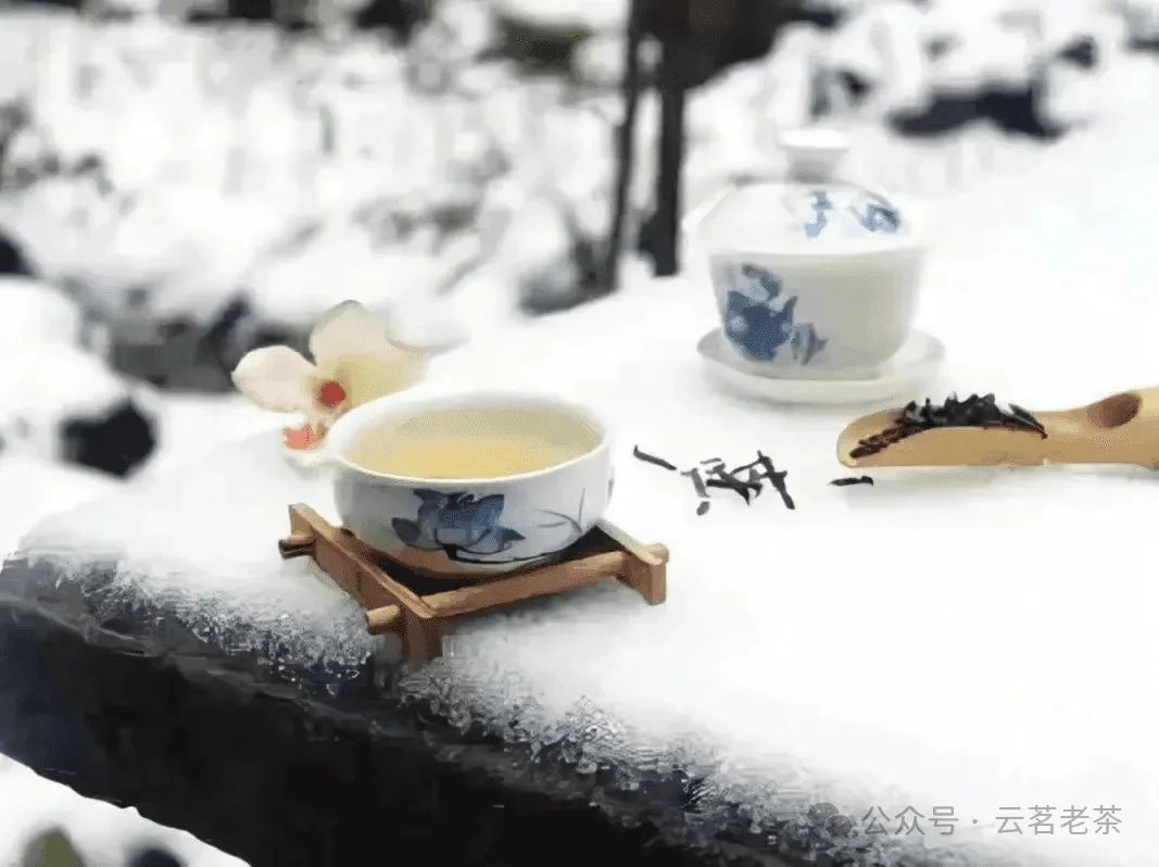 What kind of water do you use for tea/泡茶用什么水 9 1000070565 YM&T