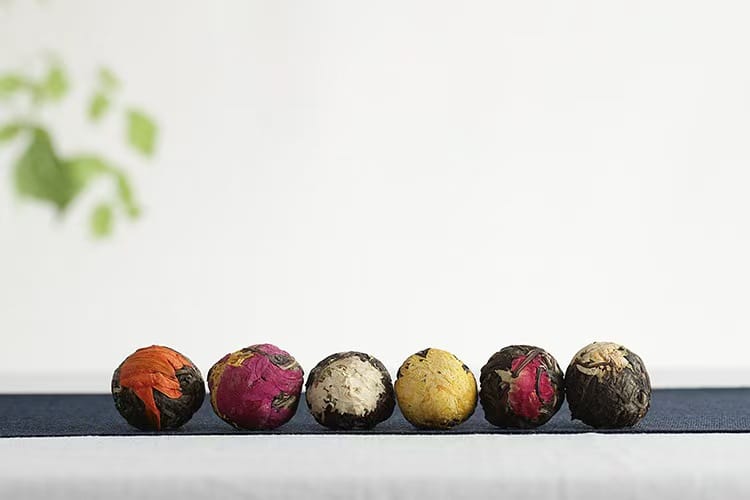 Black tea, Dark tea, Pu'er tea, Chinese tea, milk tea, how to choose good tea, how to brew good and fragrant.