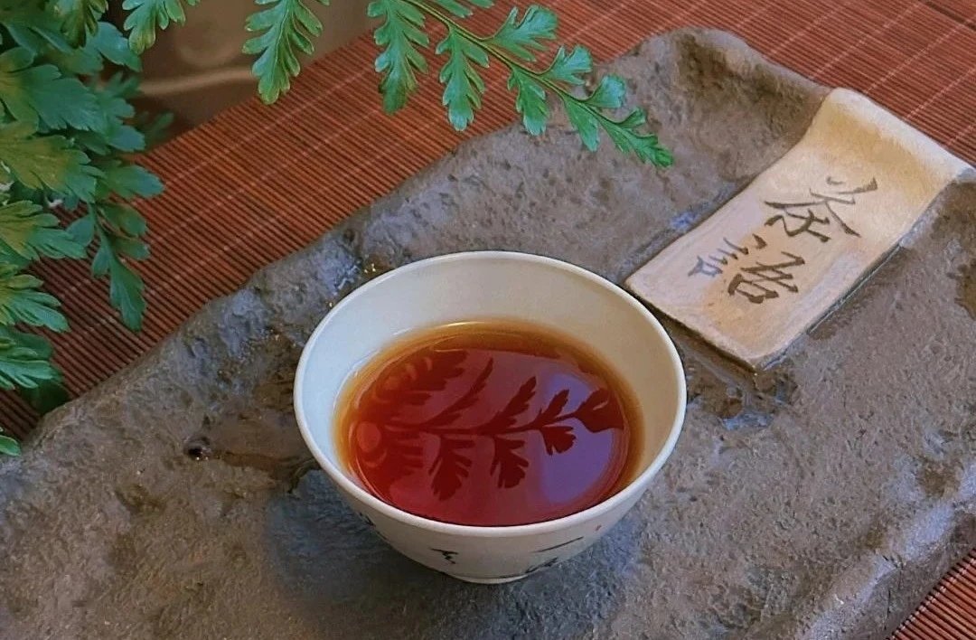 Black tea, Dark tea, Pu'er tea, Chinese tea, milk tea, how to choose good tea, how to brew good and fragrant.