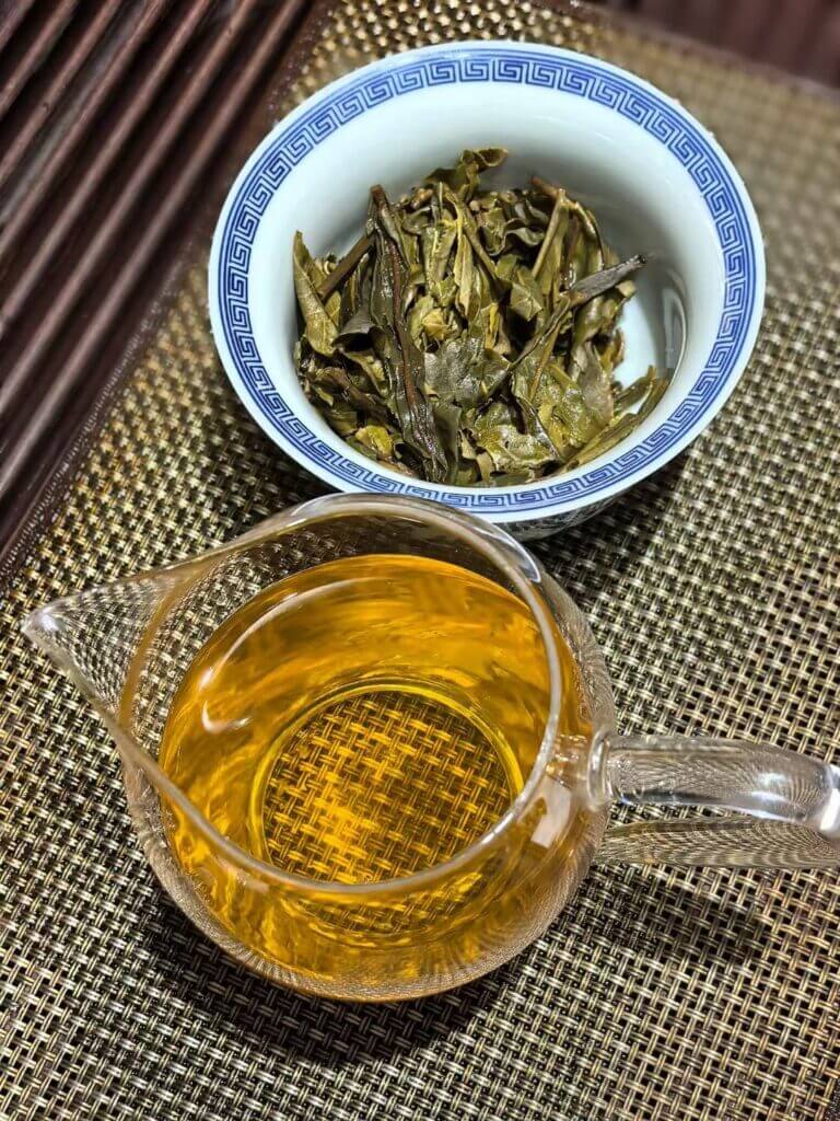 Brewing Method of Bulang Mountain Pu'er Tea 4 1000015946 YM&T