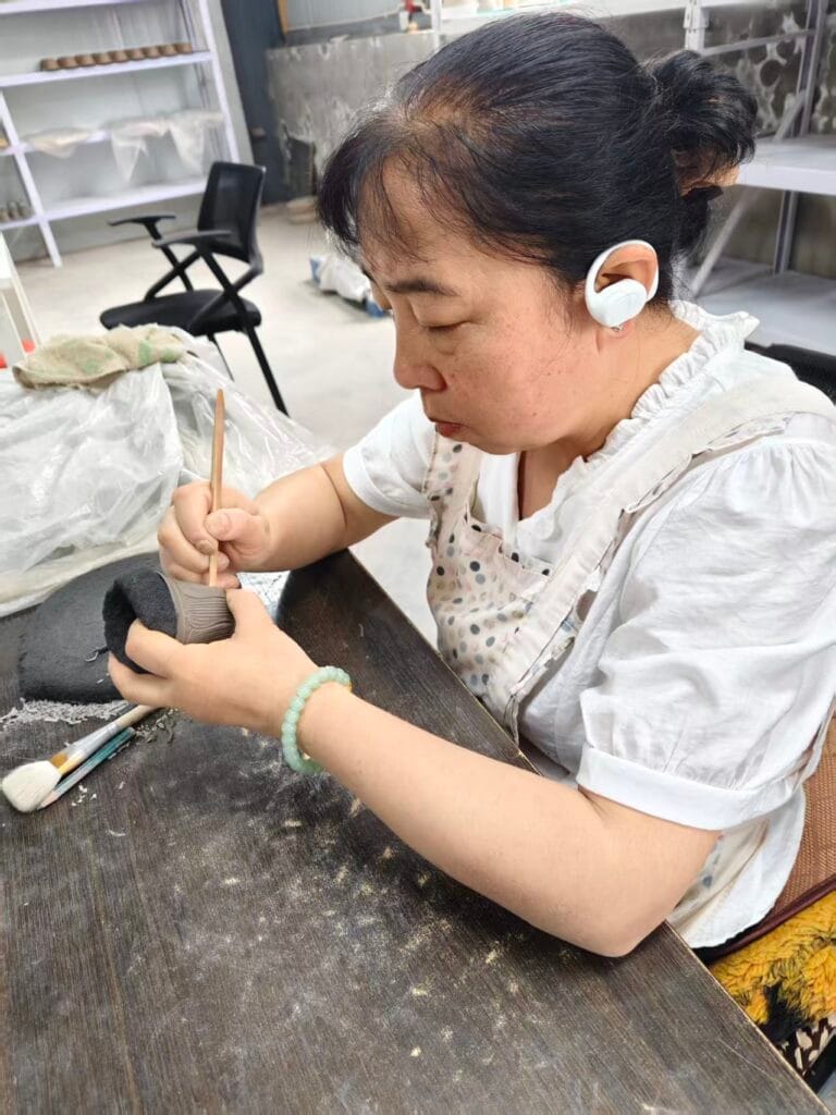 Manufacturer of Chinese Tea Sets and Coffee Cups