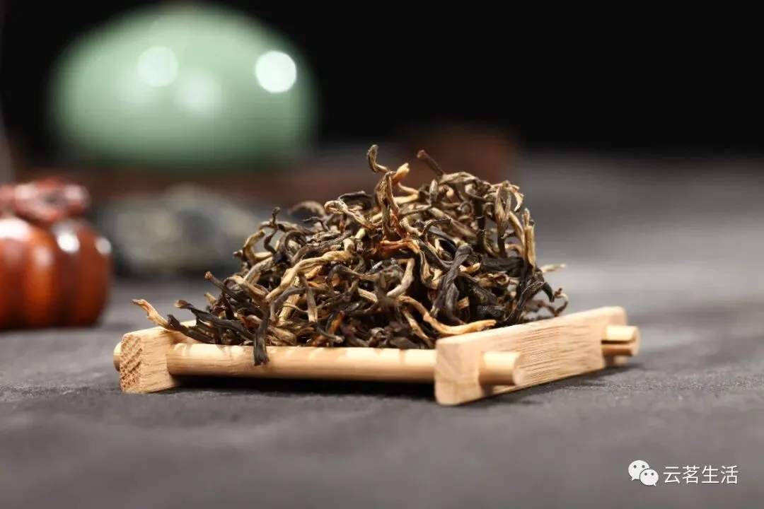 This is the right way to drink Dianhong black tea in winter! 2 微信图片 2025 10 15 100818 903 YM&T