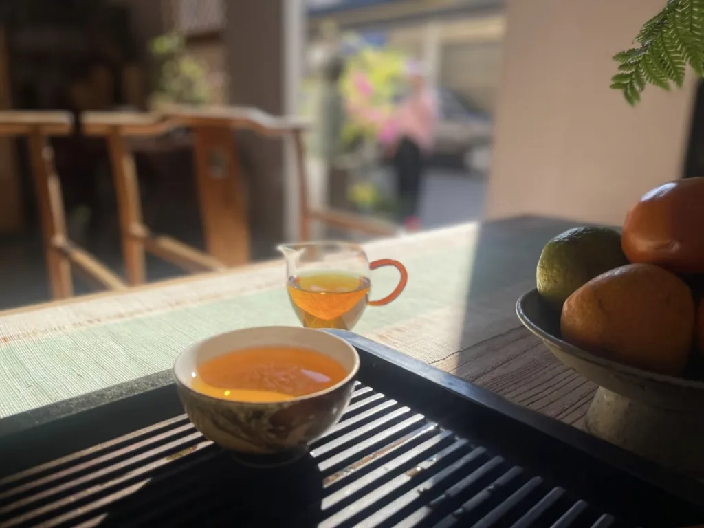 The Art of the Perfect Start: Mastering the European Breakfast Tea Ritual